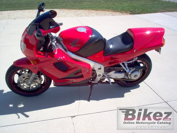 Honda VFR 750 F