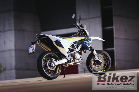 Husqvarna 701 Supermoto