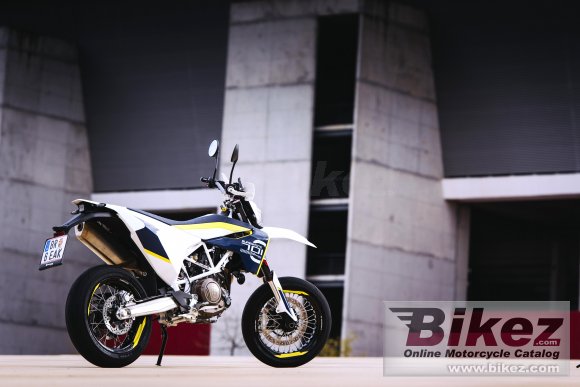 Husqvarna 701 Supermoto