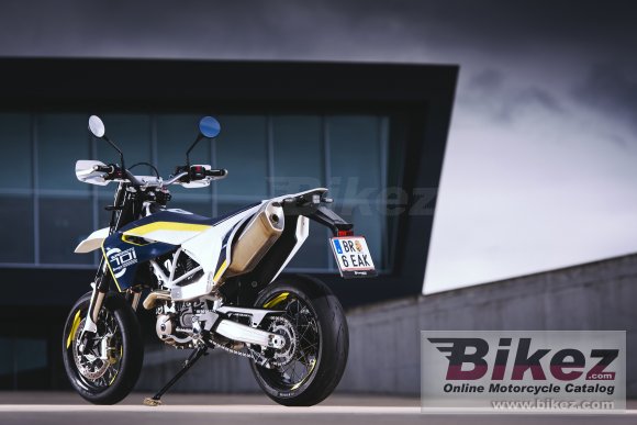 Husqvarna 701 Supermoto