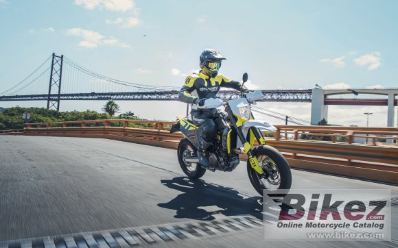 Husqvarna 701 Supermoto