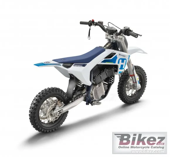 Husqvarna EE 3