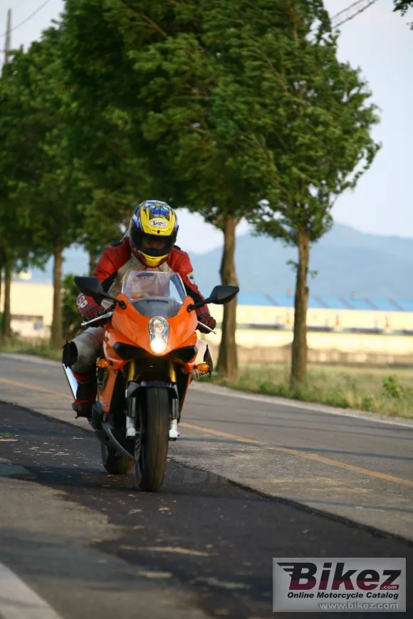 Hyosung GT250R