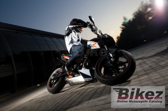 KTM 690 Duke R