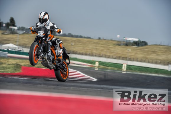 KTM 690 Duke R