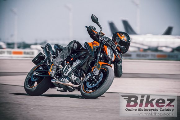 KTM 890 Duke 