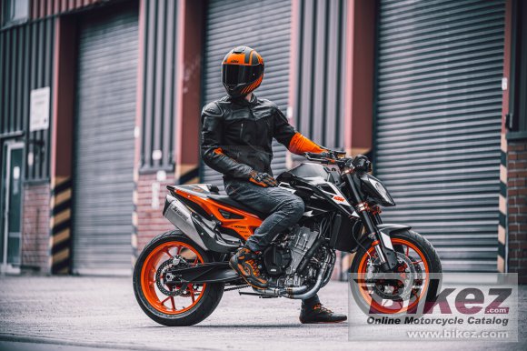 KTM 890 Duke GP