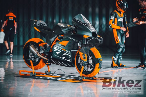 KTM RC 8C