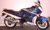 Kawasaki_GPX_750_R_1990