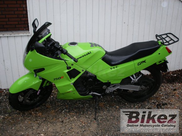 Kawasaki GPX 750 R