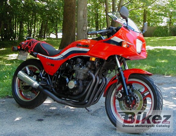 Kawasaki GPZ 750