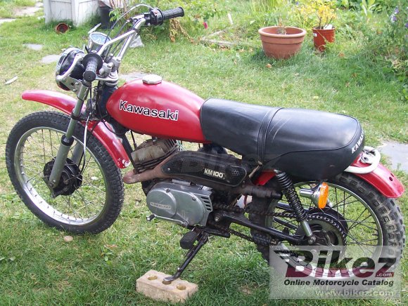 Kawasaki KM 100