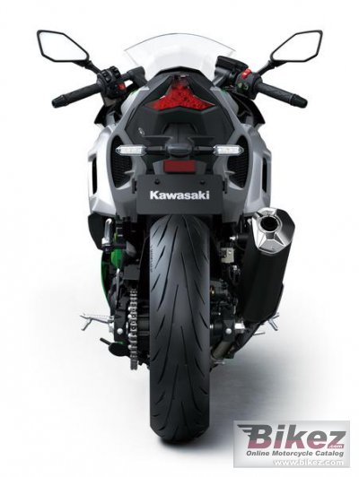 Kawasaki Ninja 7 Hybrid