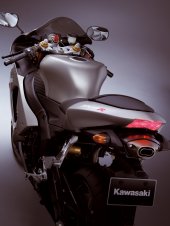 Kawasaki_Ninja_ZX-6_R_2006