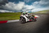 Kawasaki_Ninja_ZX-6R_2025