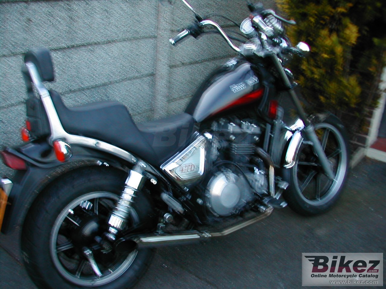 Kawasaki Z 450 LTD (reduced effect)