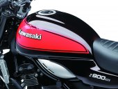 Kawasaki_Z900RS_2018