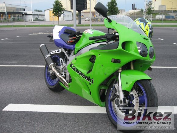 Kawasaki ZX-7RR Ninja