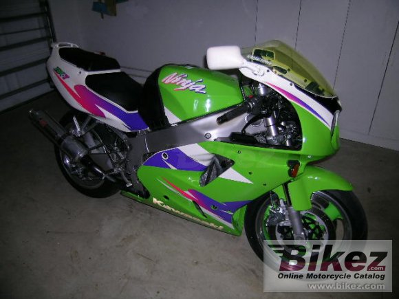 Kawasaki ZXR 750