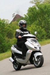 Kymco_Bet_and_Win_250_2005