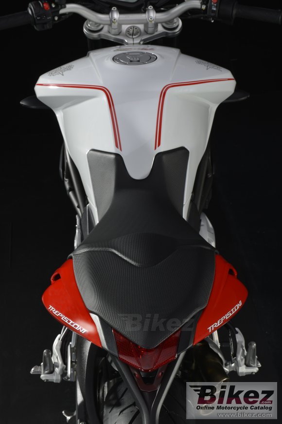 MV Agusta Brutale 800