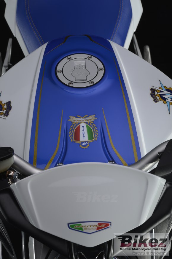 MV Agusta Brutale 800