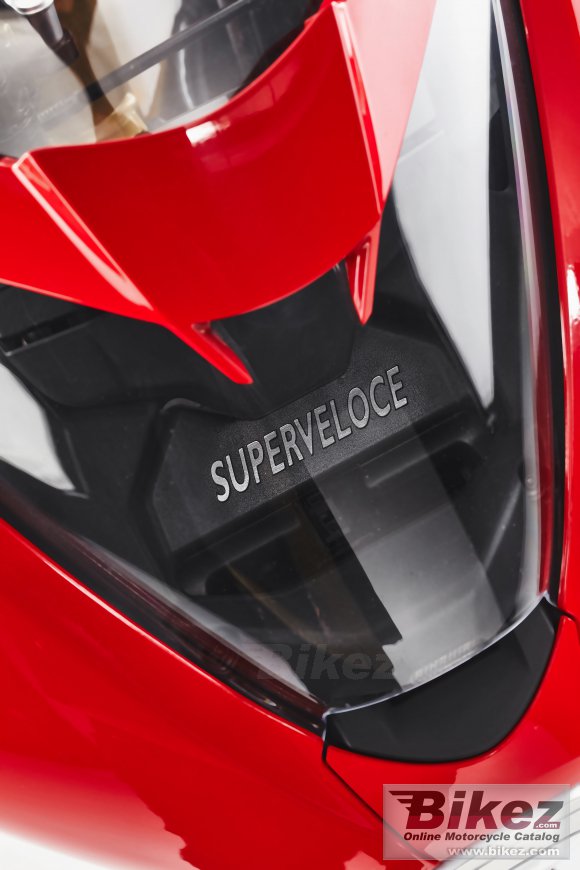 MV Agusta Superveloce 800