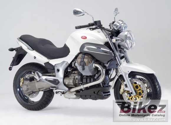 Moto Guzzi Breva V 1100