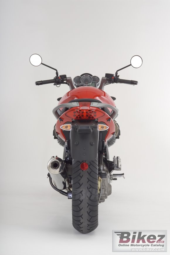 Moto Guzzi Breva V 1100