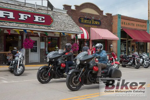 Moto Guzzi MGX-21 Flying Fortress