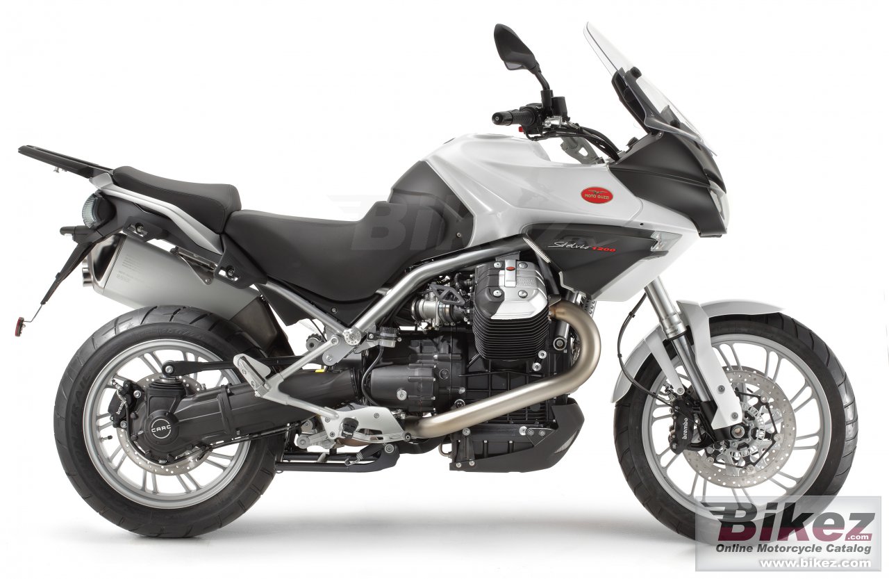 Moto Guzzi Stelvio 8V