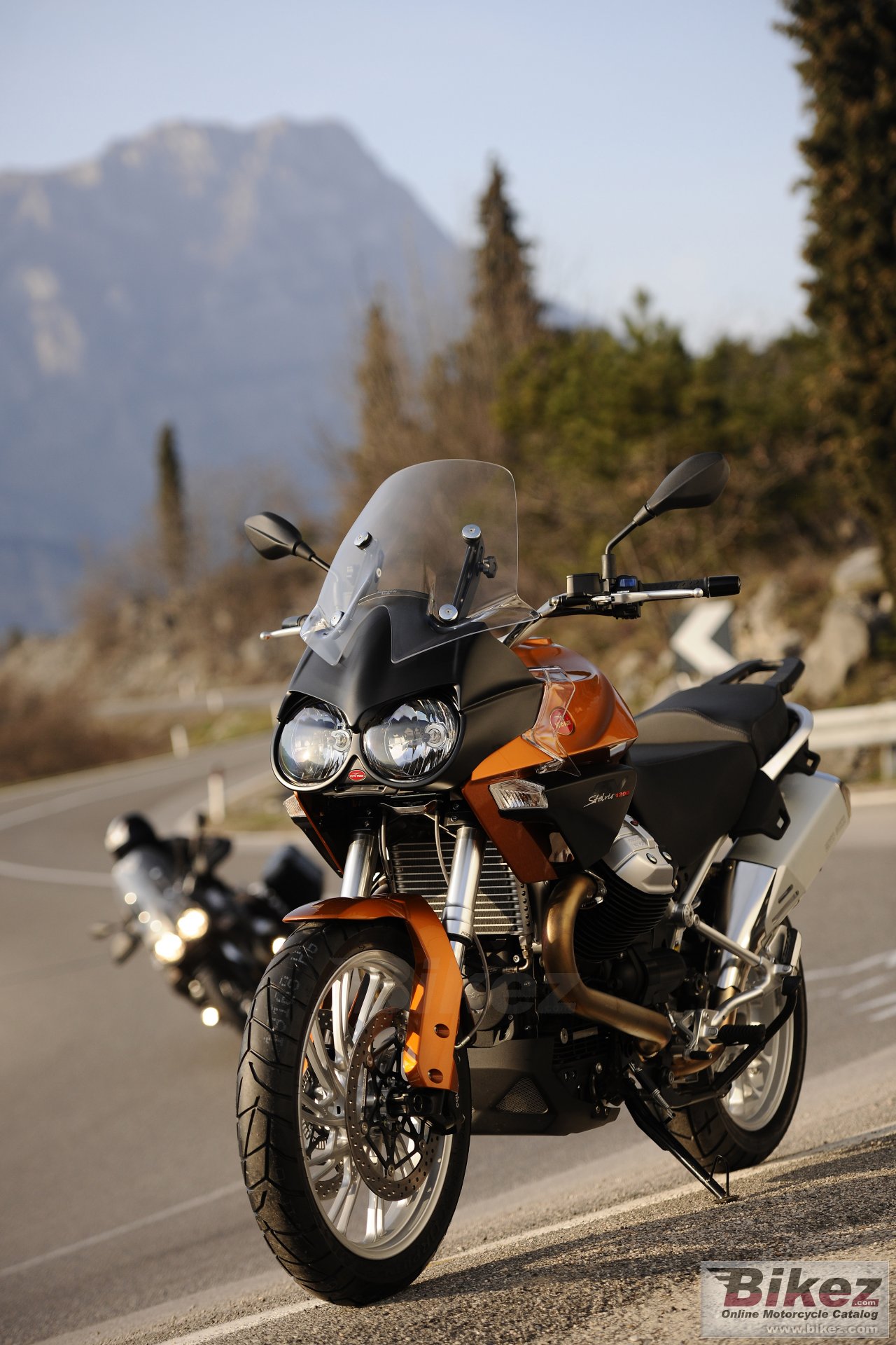 Moto Guzzi Stelvio 8V