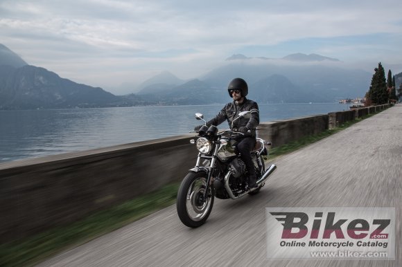 Moto Guzzi V7 III Anniversario