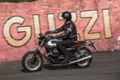 Moto Guzzi V7 III Anniversario