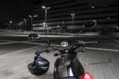 Moto_Guzzi_V7_III_Carbon_2020