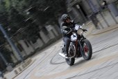 Moto_Guzzi_V7_Racer_2011