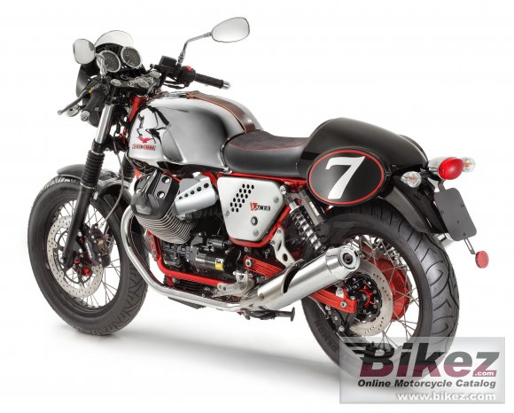 Moto Guzzi V7 Racer