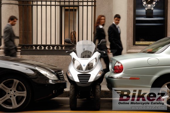 Piaggio MP3 125