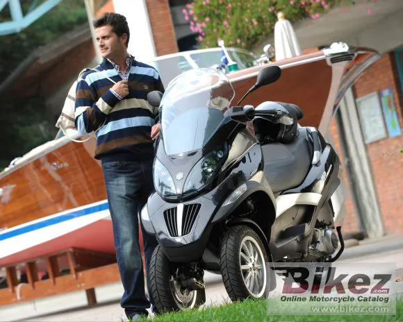 Piaggio MP3 250