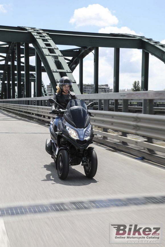 Piaggio MP3 300 hpe