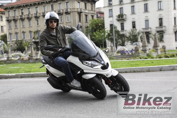 Piaggio MP3 300 hpe Sport