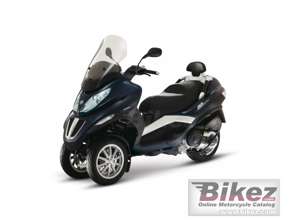 Piaggio MP3 400