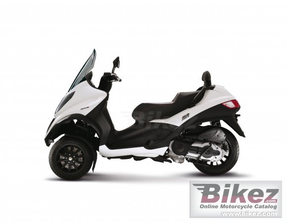 Piaggio MP3 500