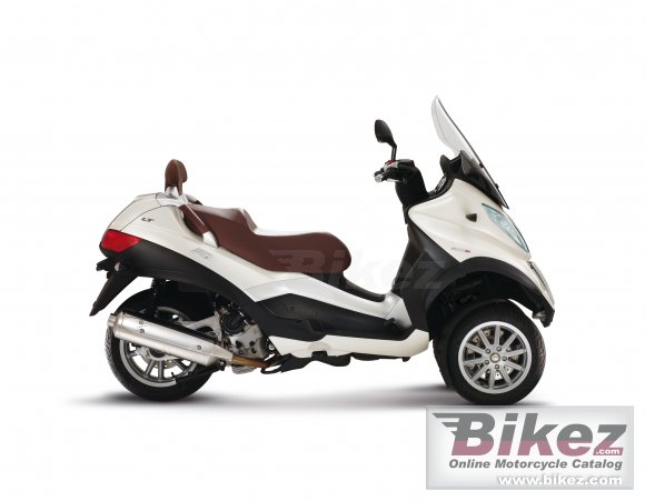 Piaggio MP3 500