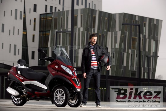 Piaggio MP3 LT