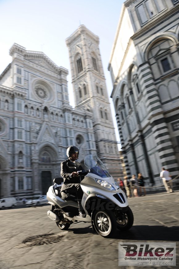 Piaggio Mp3 Hybrid 125