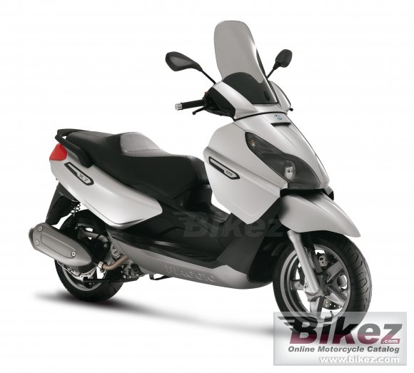 Piaggio X7 125