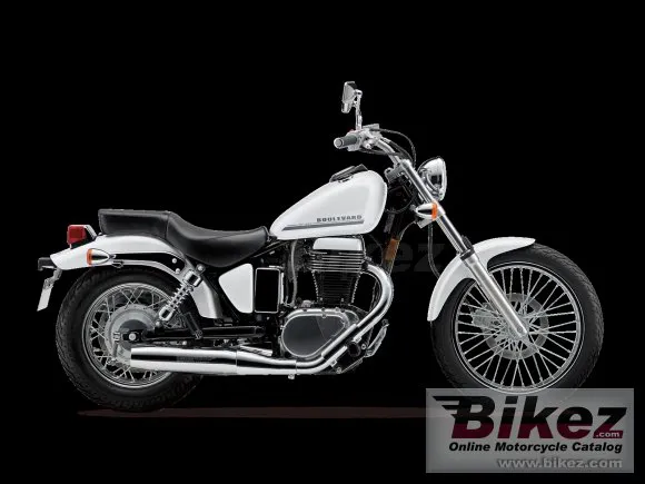 Suzuki Boulevard S40