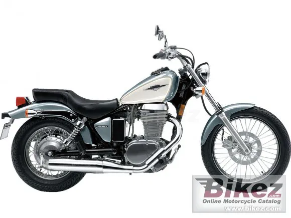 Suzuki Boulevard S40