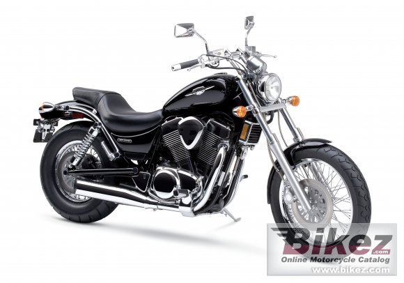 Suzuki Boulevard S83